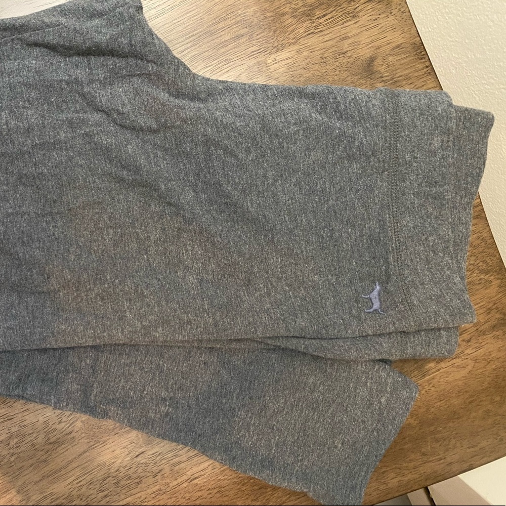 Grey leggings